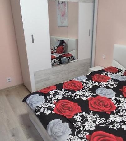 Luxury And Stylish Apartmen, Metro Station Obelya Sofie Exteriér fotografie