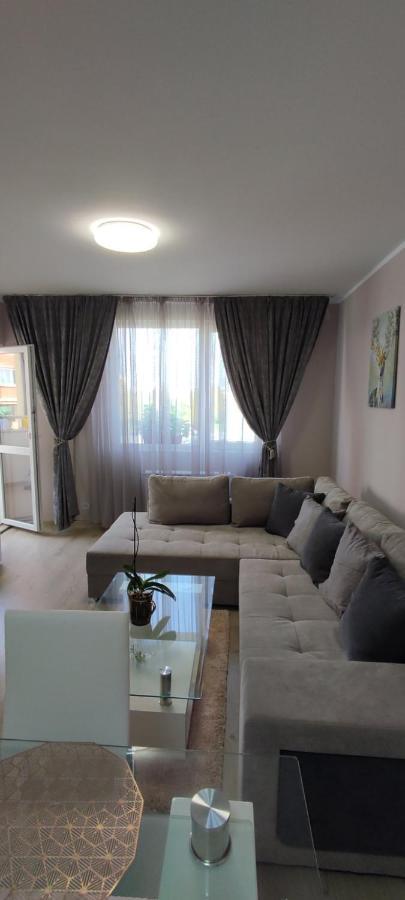 Luxury And Stylish Apartmen, Metro Station Obelya Sofie Exteriér fotografie